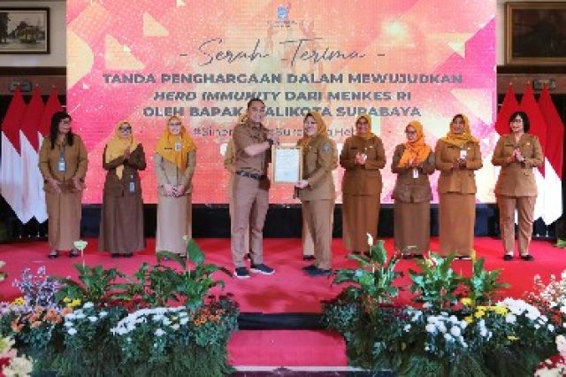 Surabaya Raih Penghargaan Kemenkes RI