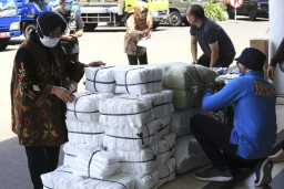 Langkah Konkret Pemkot Surabaya Lindungi Tenaga Kesehatan dari Penyebaran C