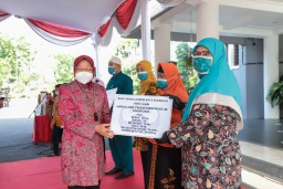 Korpri Kota Surabaya Beri Bantuan ke Panti Asuhan