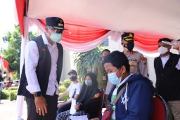 Bahu Membahu Kejar Target Herd Immunity