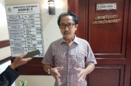 Baktiono : Komisi C Minta Pemkot Surabaya Tegakkan Law Enforcement