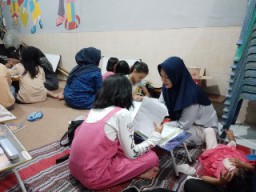 Sinau Bareng dan Ngaji Bareng di Balai RW Terus Bertambah