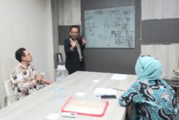 A.H. Thony: Harapan Kita Pemkot Surabaya Patuhi Perintah Gubernur