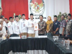 DPC Partai Gerindra Surabaya Targetkan 10 Kursi