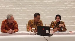 Mensos Risma: Sesuai Arahan Presiden, Bansos Dalam Bentuk Uang