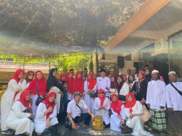 Peringati Hari Santri Bamusi Surabaya Ziarah ke Makam Pendiri NU