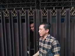 Diduga Tak Kantongi Izin Komisi B Sidak Rumah di Embong Kenongo
