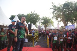 Gelar Hero Run, Wali Kota Eri Cahyadi: Surabaya Selalu Jadi Magnet Bagi Para Pelari