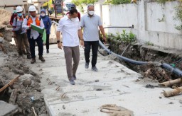Pemkot Surabaya Kebut Pemasangan dan Koneksikan Saluran di Permukiman Warga