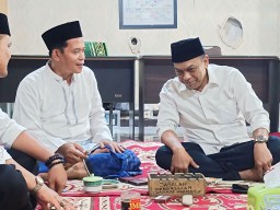 Anas Karno Sowan Kyai Kampung: Pemimpin Itu Menjaga Demokrasi