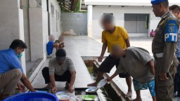 Pemkot Surabaya Pulangkan Pengemis Viral ke Daerah Asal