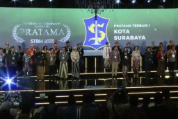 Kota Surabaya Raih Dua Penghargaan dari Kemenkes RI, Salah Satunya Kategori Pratama Terbaik 1 STBM