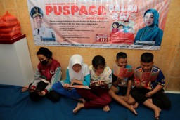 Ratusan Mahasiswa MSIB Bantu Layanan Puspaga di Balai RW
