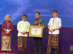 Dihadiri Wapres, Surabaya Kembali Raih Penghargaan Predikat "A" Akuntabilitas Kinerja