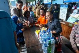 Wali Kota Eri Resmikan Kantor Kecamatan Krembangan dan SWK Krembangan Surabaya