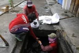 Genangan Terjadi di Beberapa Kawasan, DSDABM Surabaya Ungkap Faktor Penyebab dan Penanganannya