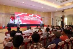 Pemkot Gelar Pembinaan Petugas Ketertiban TPS se-Kota Surabaya
