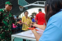 Baksos Peduli Imlek bersama Pengusaha Tionghoa di Masjid Cheng Ho