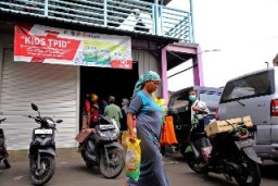 Pemkot Surabaya Sediakan Bahan Pangan Terjangkau Lewat Pasar Murah dan GPM Tak Perlu Panik
