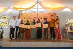 Pemkot Surabaya Terima Bantuan 1.000 Paket Sembako dari PT Susanti Megah