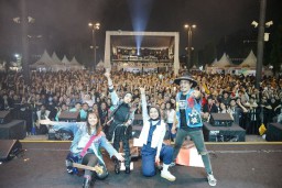 Aksi “Pecah” Kotak Band Tutup Gelaran FIFGROUP 35th LOCALICIOUS