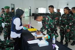 Prajurit dan PNS Korem 084/BJ Mengikuti Sosialisasi Bahaya Narkoba Dalam Rangka P4GN