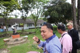 Wali Kota Eri Pugar Tugu Surabaya di Kota Balikpapan, Jadi Tetenger Semangat dan Guyub Rukun Warga