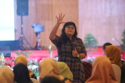 12.000 Warga Surabaya Ikuti Kelas Sekolah Orang Tua Hebat Angkatan ke-2