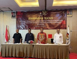 KPU Kota Surabaya Gelar Bimtek Sosialisasi Tingkatt PPK Optimis Partisipasi Masyarakat Meningkat