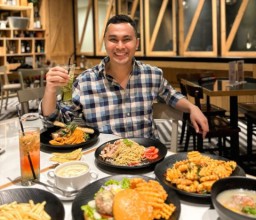 Sukses Menjadi salah satu Hotel Reviewers di Indonesia akun @daily staycation milik Nando 1 dekade