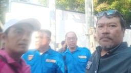 Nelayan: Sekali Layar Terkembang Pantang Surut Ke Belakang
