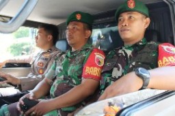 Antisipasi Unjuk Rasa, Kodim 0830/Surabaya Utara Bersinergi Dengan Polri Melaksanakan Sispamkota