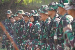 Korem 084/Bhaskara Jaya Gelar Latihan Menembak Senjata Ringan Secara Periodik