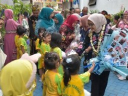 Roadshow Kampunge Arek Suroboyo, Pemkot Surabaya Wujudkan Pemberdayaan Anak dan Perempuan