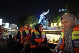 Wisata Perahu Air Susur Sungai Kalimas Dipercantik, Pemkot Surabaya Tambahkan Lintasan Zona Tematik