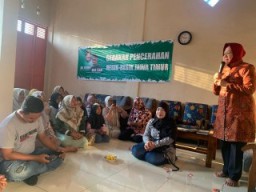 Risma Temui Relawan di Lamongan, Bahas Solusi untuk Jawa Timur yang Lebih Baik