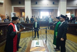 Pengambilan Sumpah/Janji Wakil Ketua DPRD Kabupaten Jeneponto