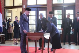 Walikota Eri Lantik 63 Pejabat Isi Kekosongan