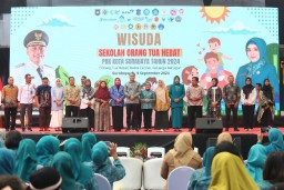 Pemkot Surabaya Gelar Wisuda Untuk 12.440 Peserta SOTH Lulusan 2024