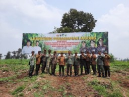 Perhutani Kediri launching 10 Hektar untuk Giat Tanam Jagung Bersama