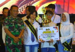 Awarding Duta Trantibum Surabaya 2024 Diikuti 28 Sekolah, Ini Daftar Pemenangnya