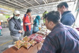 Pemkot Surabaya Pastikan Stok Bahan Pangan Aman Jelang Nataru 2024/2025, Warga Diimbau Tak Perlu Panic Buying