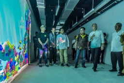 Pemkot Surabaya-LZY Visual Hiasi Tunnel TIJ-KBS dengan Video Mapping Bertema Suaka Margasatwa