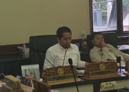 Komisi C DPRD Surabaya Sepakat MenolakSurabaya Water Front Land