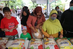 Stabilisasi Harga Bapok di Awal Tahun dan Jelang Imlek, Pemkot Surabaya Kembali Gelar GPM di Kelurahan Wonorejo