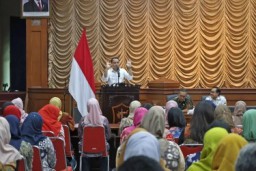 Wali Kota Eri Cahyadi Minta Pejabat Pemkot hingga BUMD Bikin Proposal Visi Misi Pembangunan di 2025