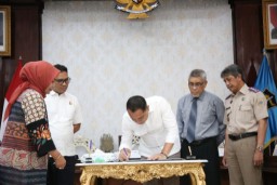 Didampingi Kejari, Pemkot Surabaya-PT Arbena Indonusa Tandatangani Kesepakatan Pengembalian Aset di Jalan Bung Tomo