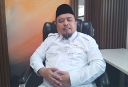 Johari Mustawan Hadiri Posyandu Keluarga di Babatan, Soroti Peran Posga dalam Pembangunan Kelurahan