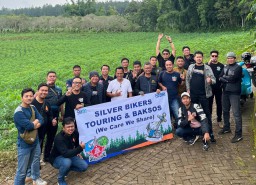 Komunitas BRI Bikers Surabaya Tanjung Perak Gelar Baksos di Desa Siridomo Pasuruan