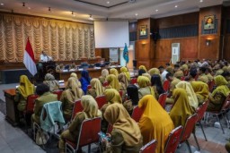 ASN Bisa Bekerja di Mana Saja, Pengamat: Wali Kota Eri Cahyadi Terapkan Model Kerja Fleksibel Berbasis Teknologi